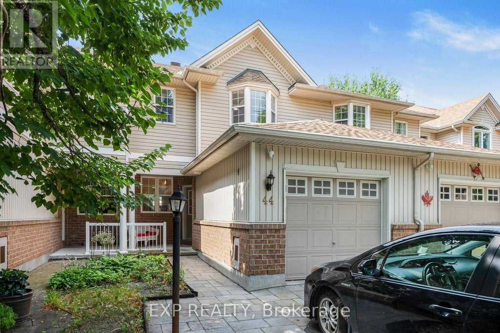 44 Tobermory Crescent, Ottawa
