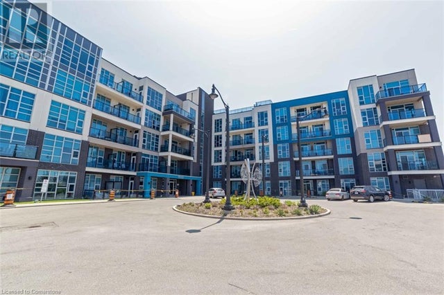 10 Concord Place Unit# 201, Grimsby