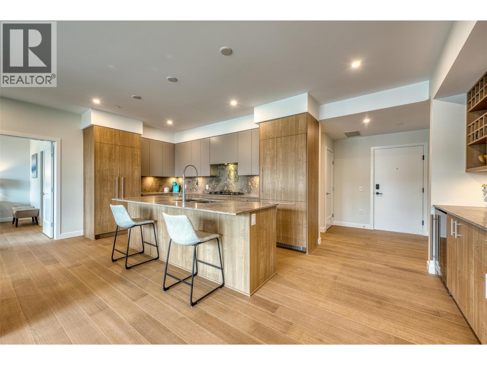 9652 Benchland Drive Unit# 306. Lake Country, British Columbia