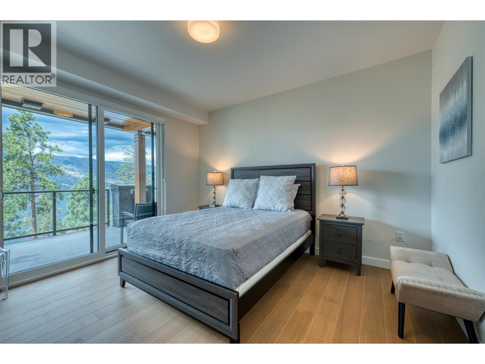 9652 Benchland Drive Unit# 306. Lake Country, British Columbia