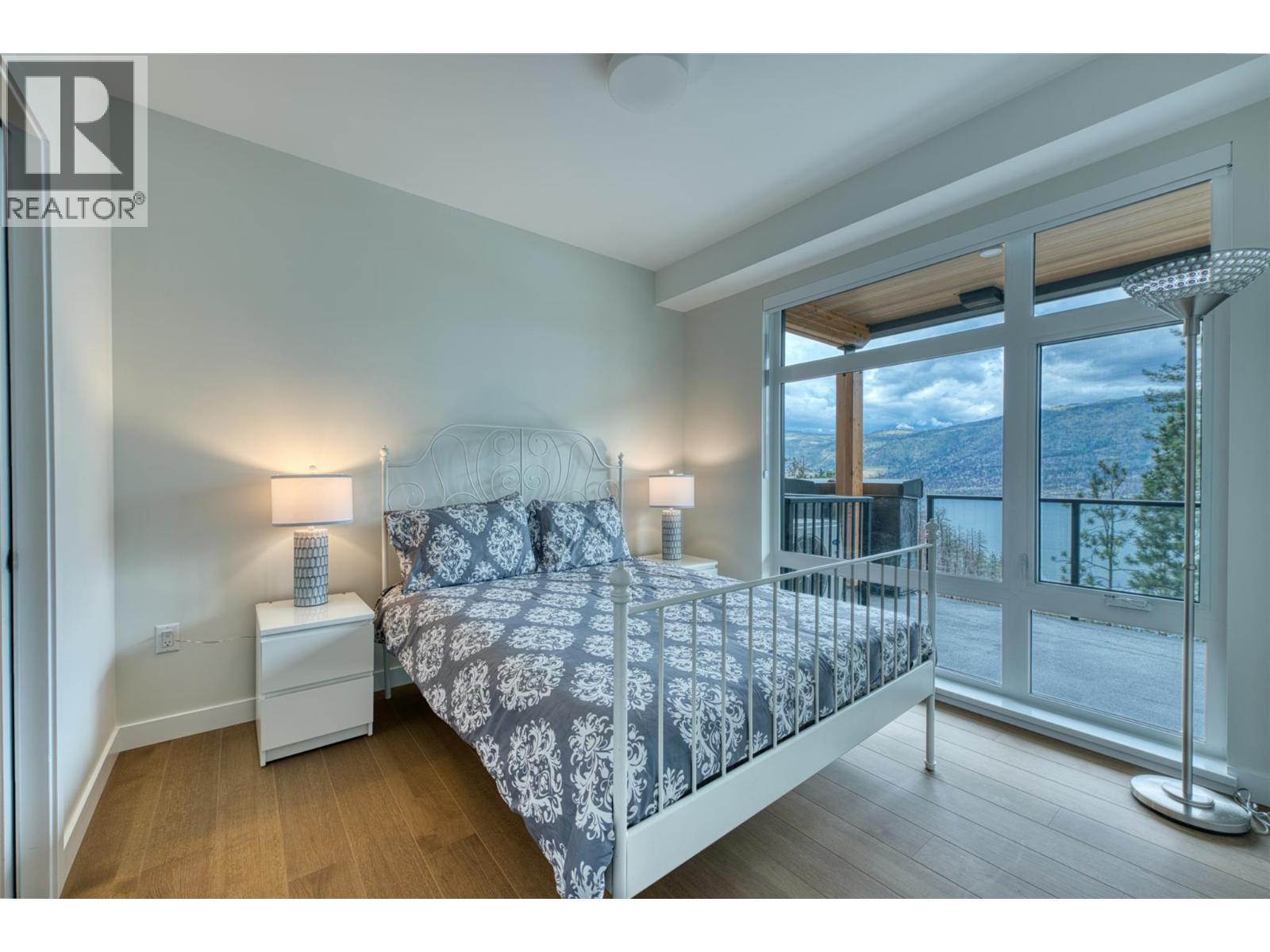 9652 Benchland Drive Unit# 306. Lake Country, British Columbia