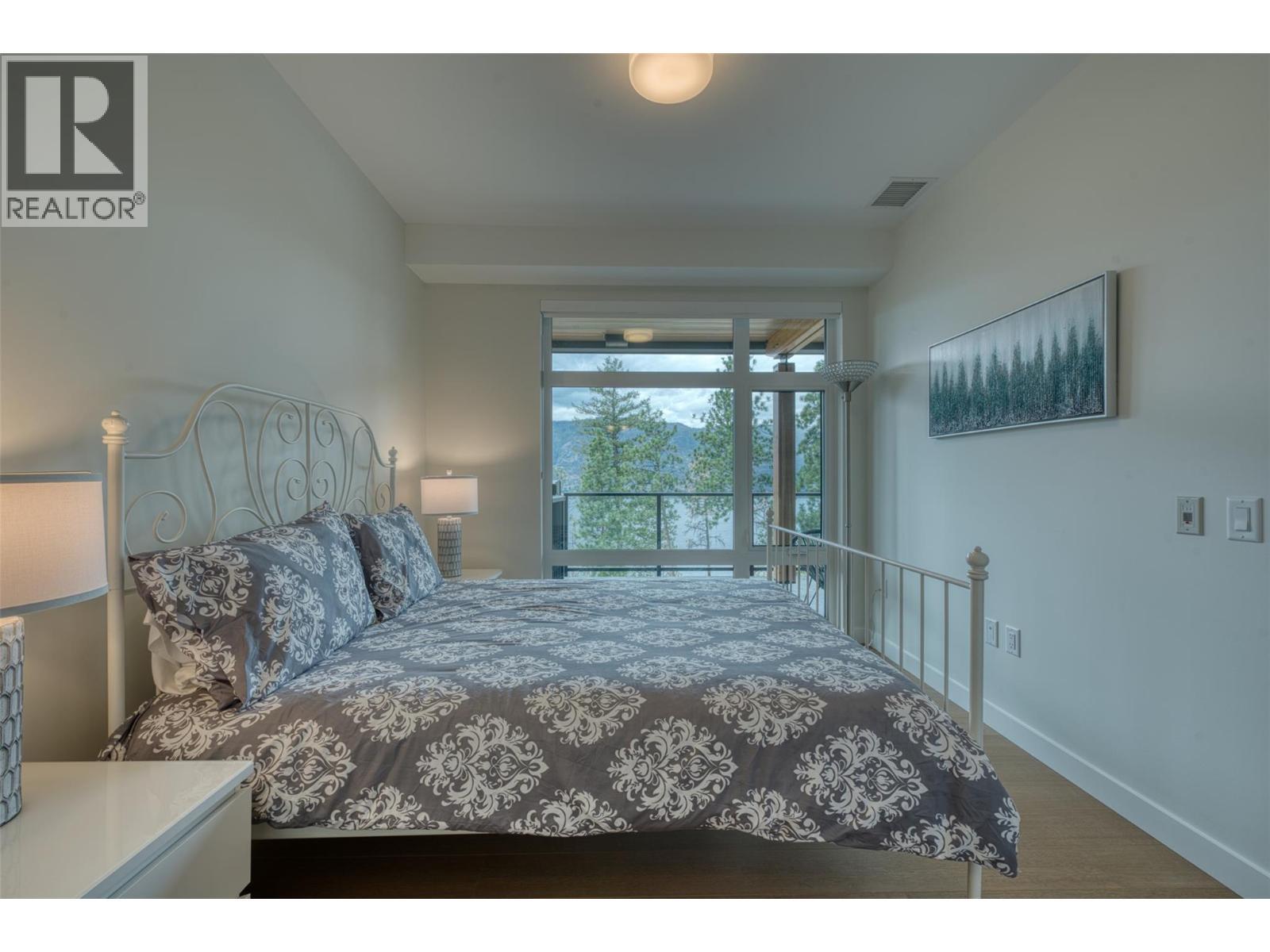 9652 Benchland Drive Unit# 306. Lake Country, British Columbia