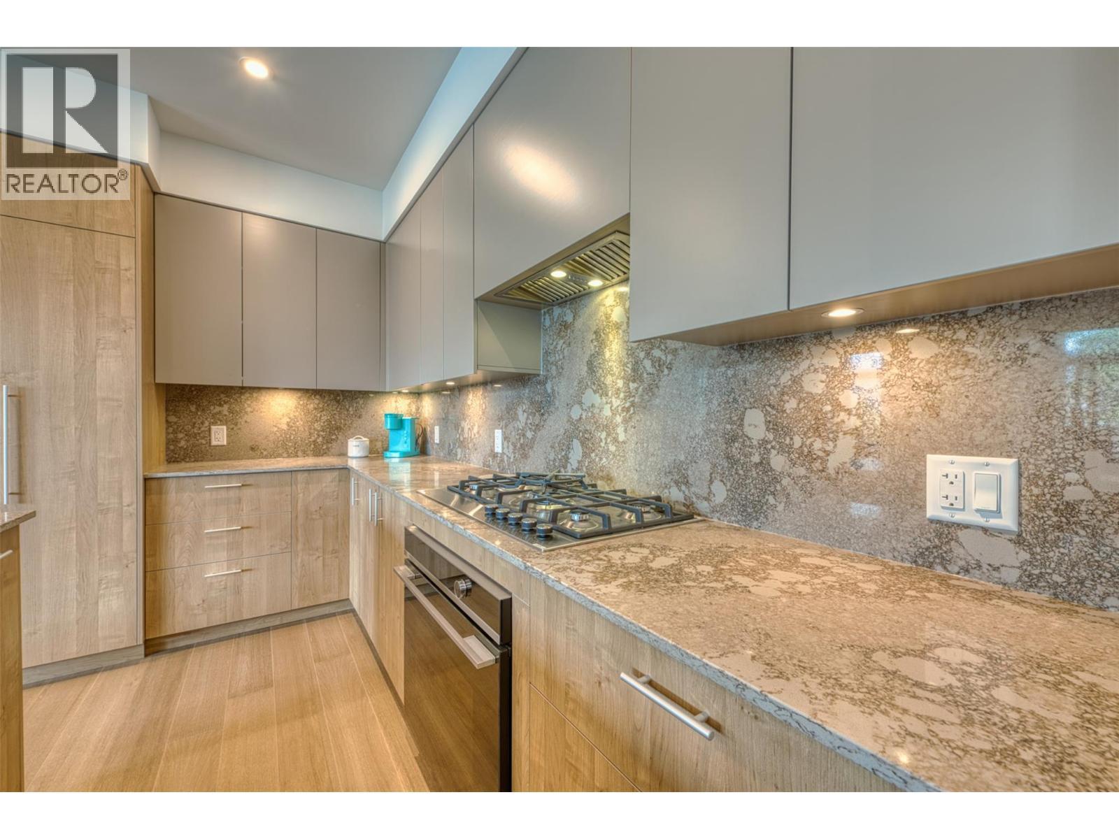 9652 Benchland Drive Unit# 306. Lake Country, British Columbia