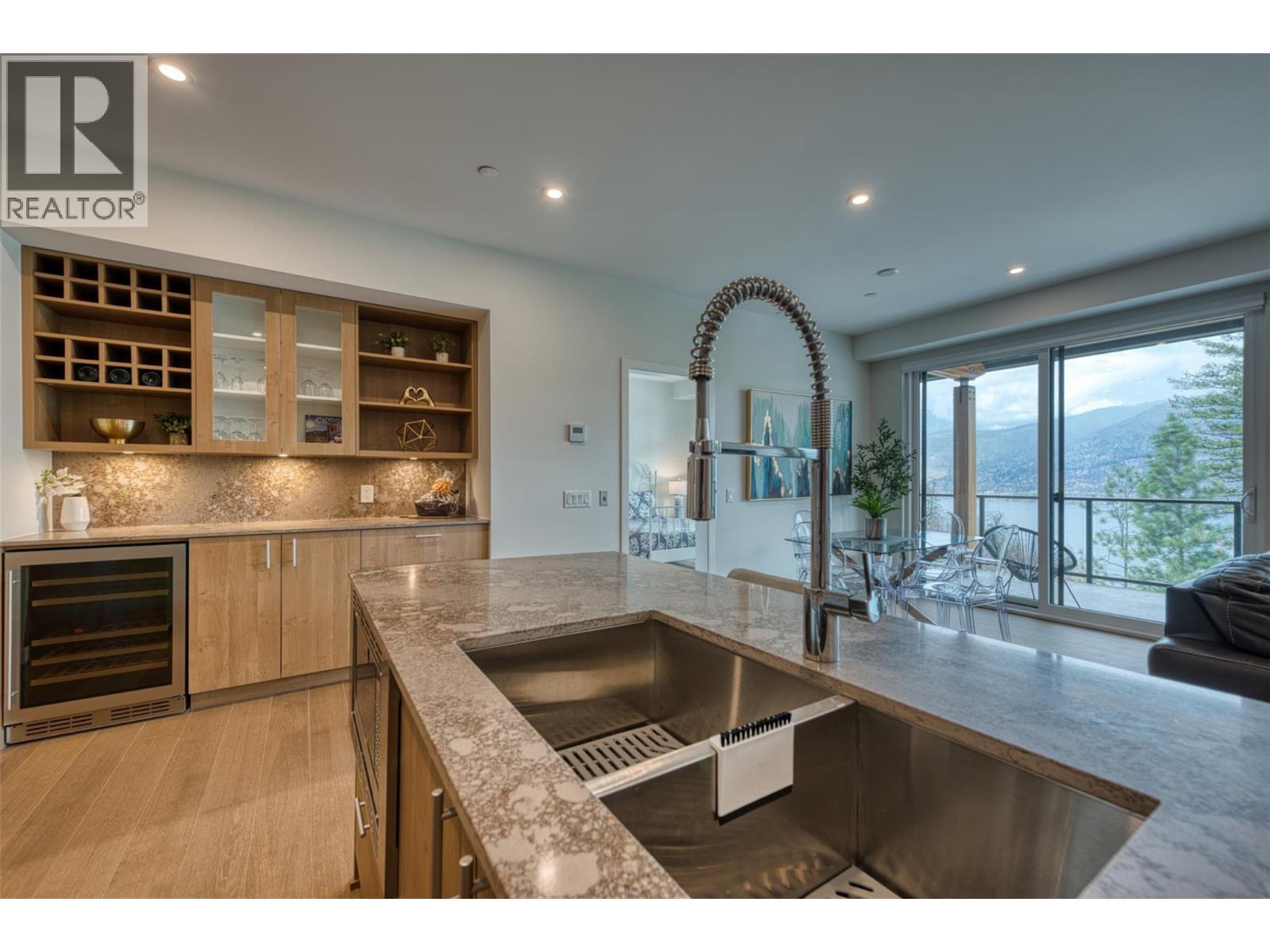 9652 Benchland Drive Unit# 306. Lake Country, British Columbia