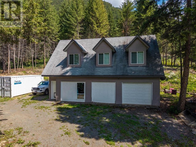 3744 Glengrove Road, Barriere