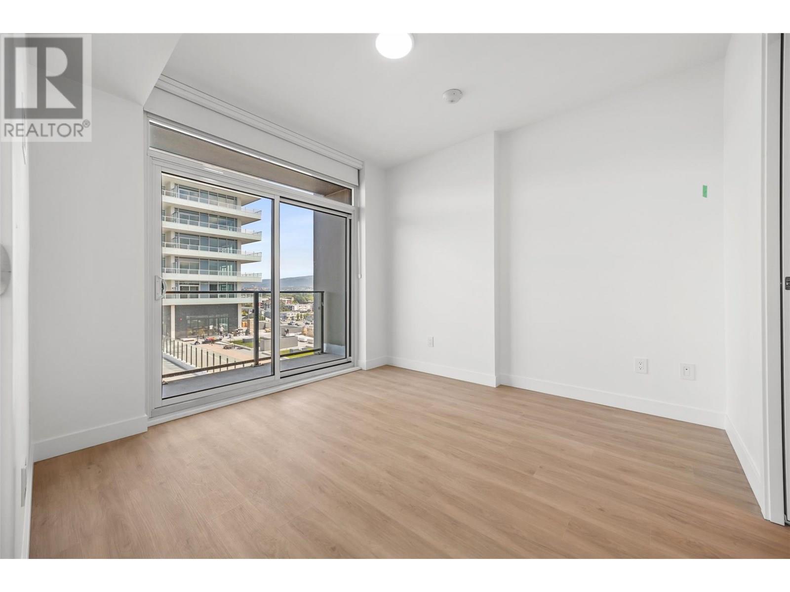 238 Leon Avenue Unit# 702. Kelowna, British Columbia