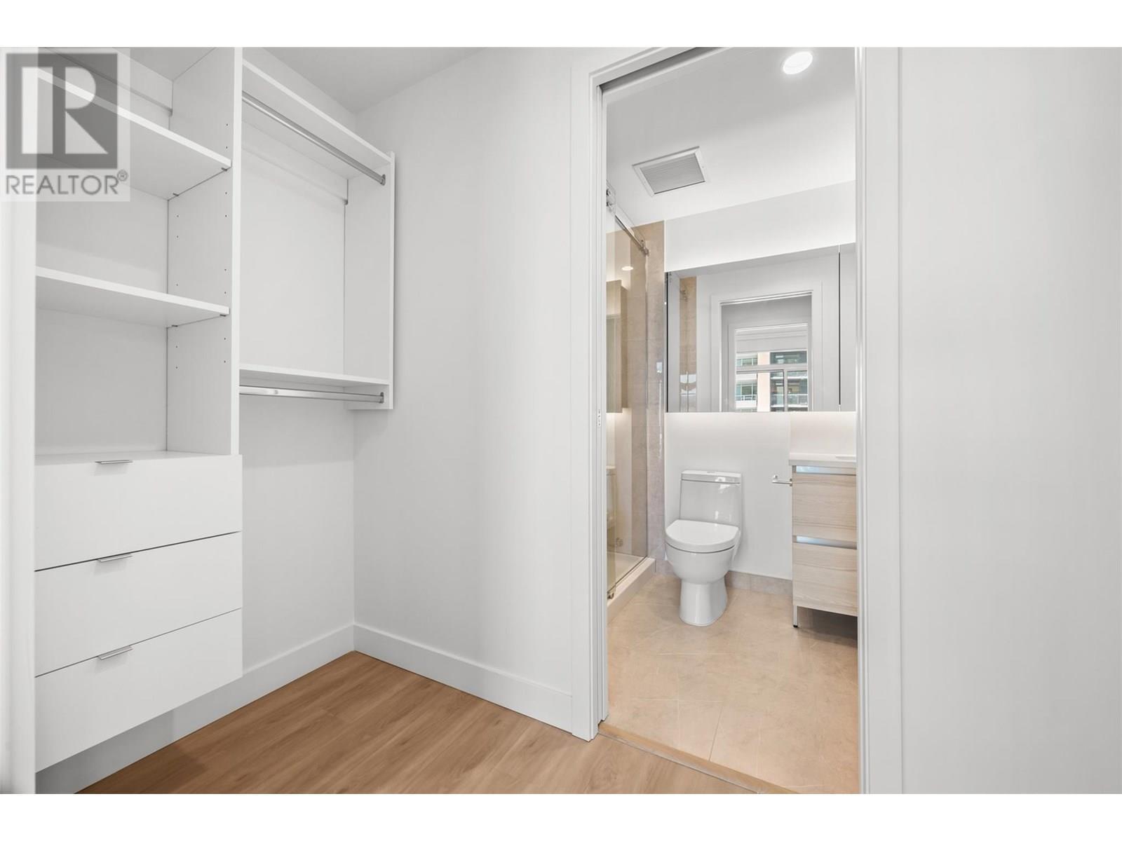 238 Leon Avenue Unit# 702. Kelowna, British Columbia