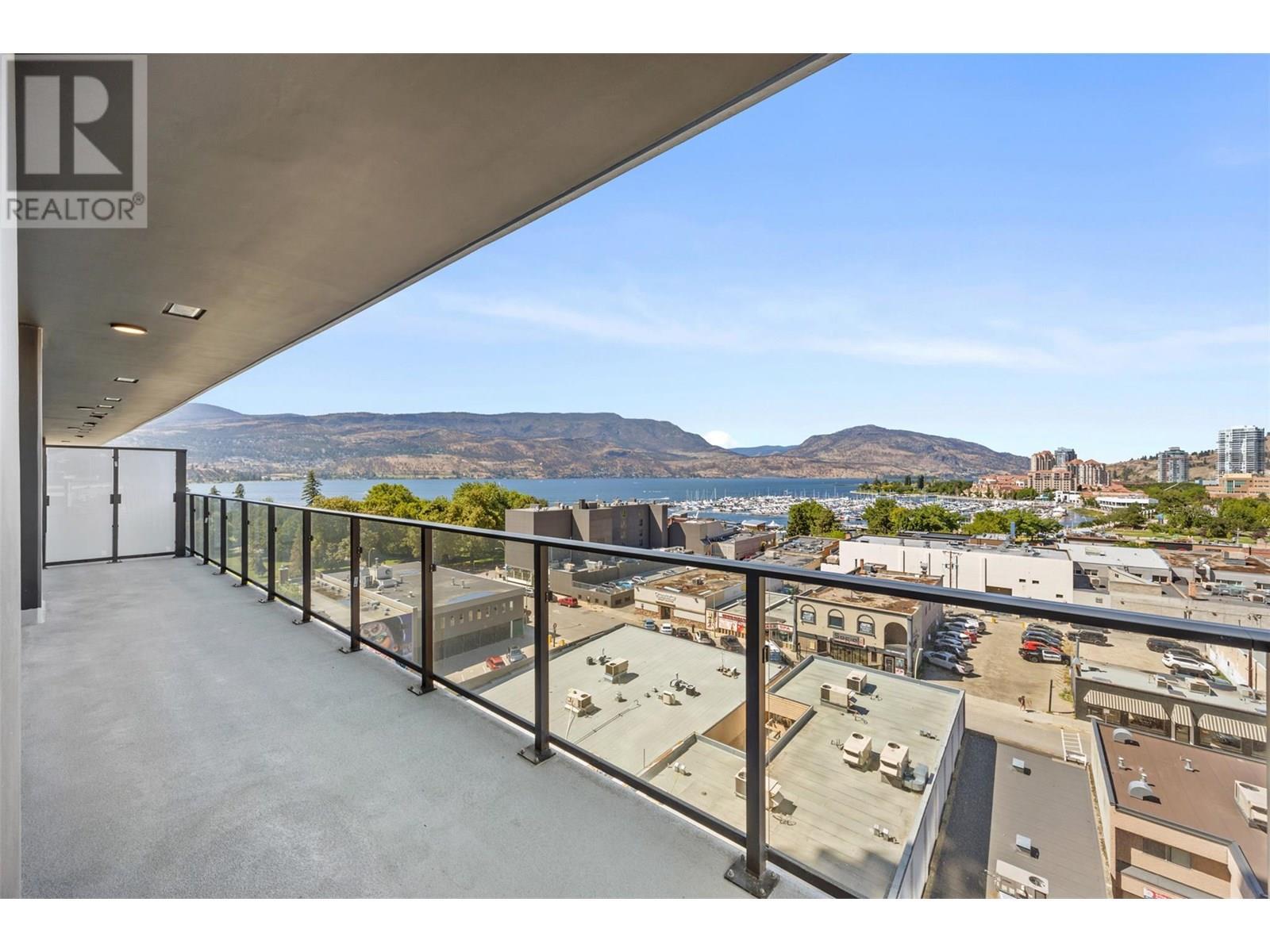 238 Leon Avenue Unit# 702. Kelowna, British Columbia