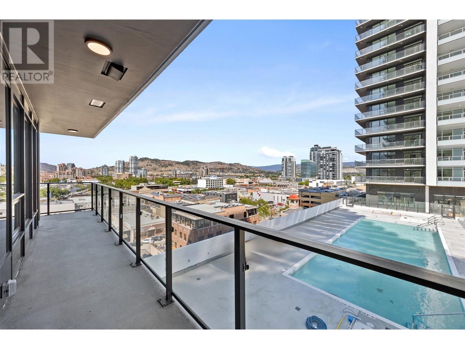 238 Leon Avenue Unit# 702. Kelowna, British Columbia