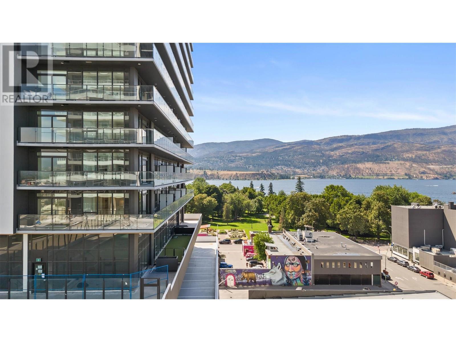 238 Leon Avenue Unit# 702. Kelowna, British Columbia
