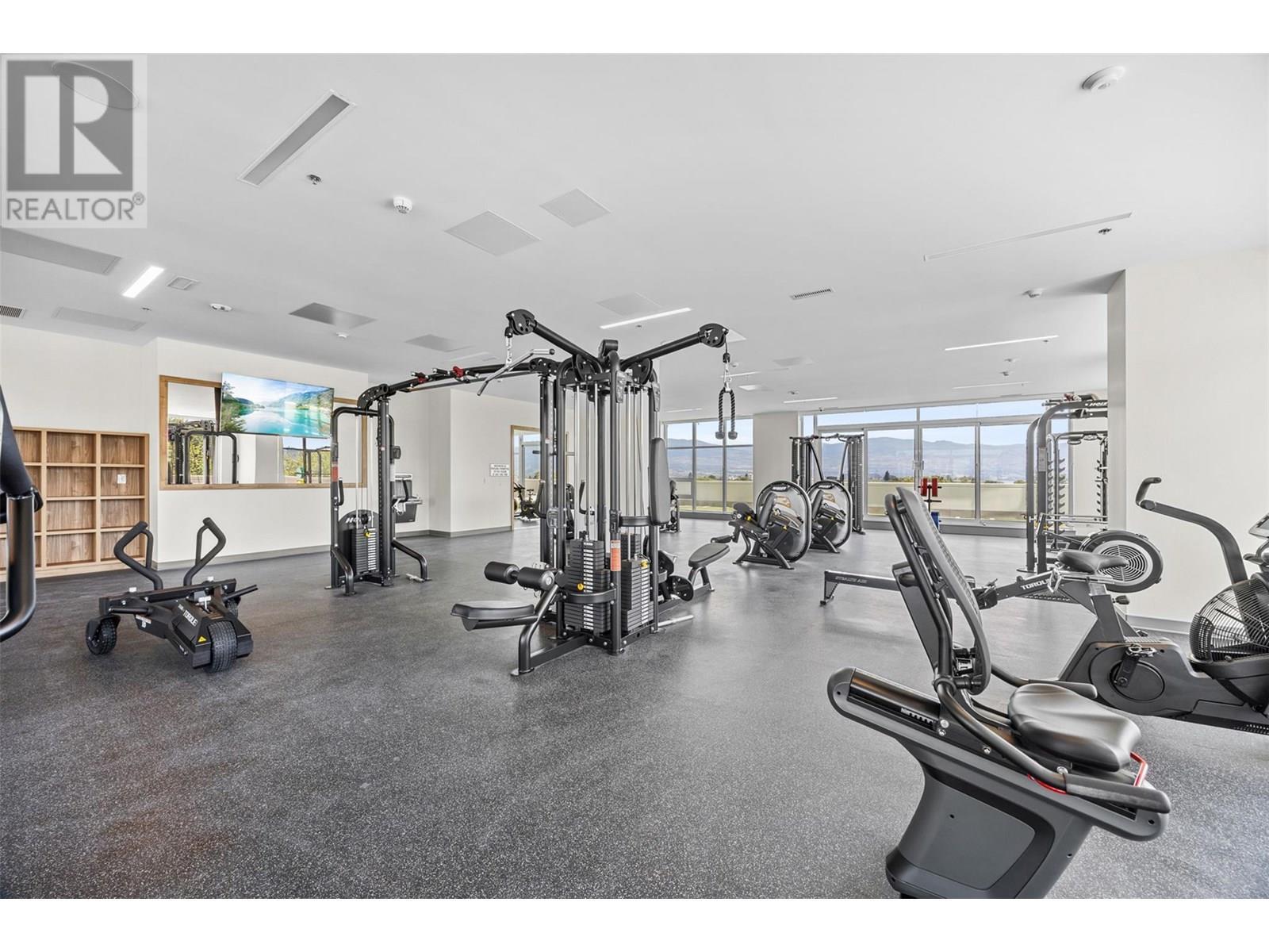 238 Leon Avenue Unit# 702. Kelowna, British Columbia