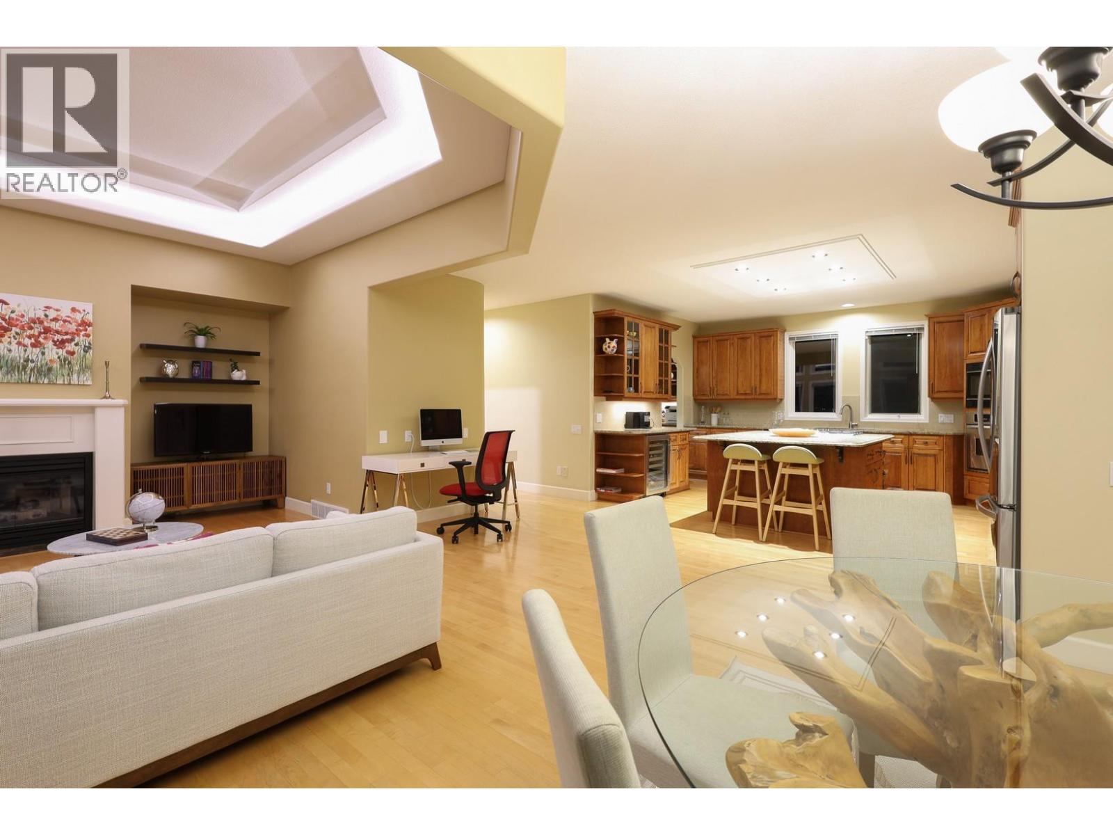 344 Raven Drive. Kelowna, British Columbia