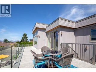 344 Raven Drive. Kelowna, British Columbia