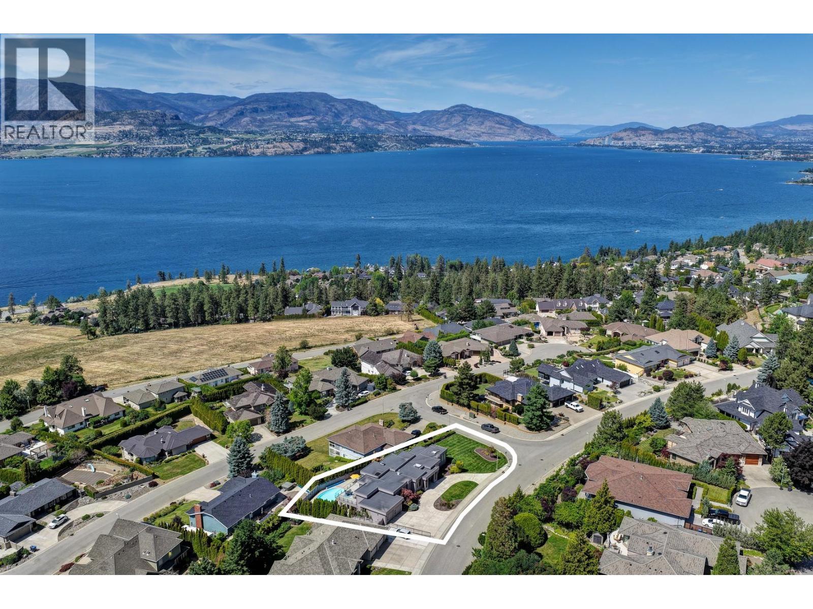 344 Raven Drive. Kelowna, British Columbia