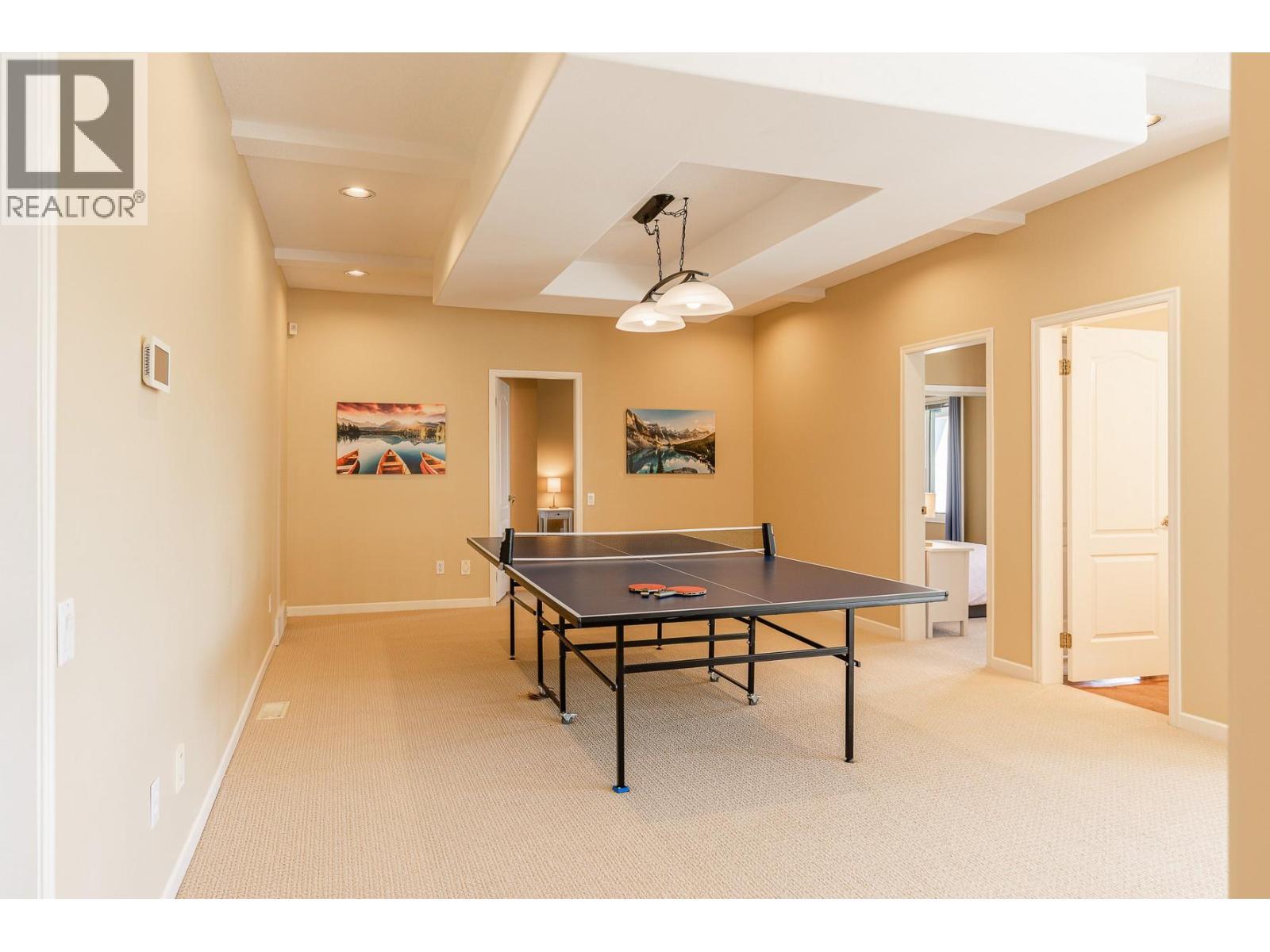 344 Raven Drive. Kelowna, British Columbia