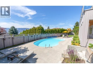 344 Raven Drive. Kelowna, British Columbia