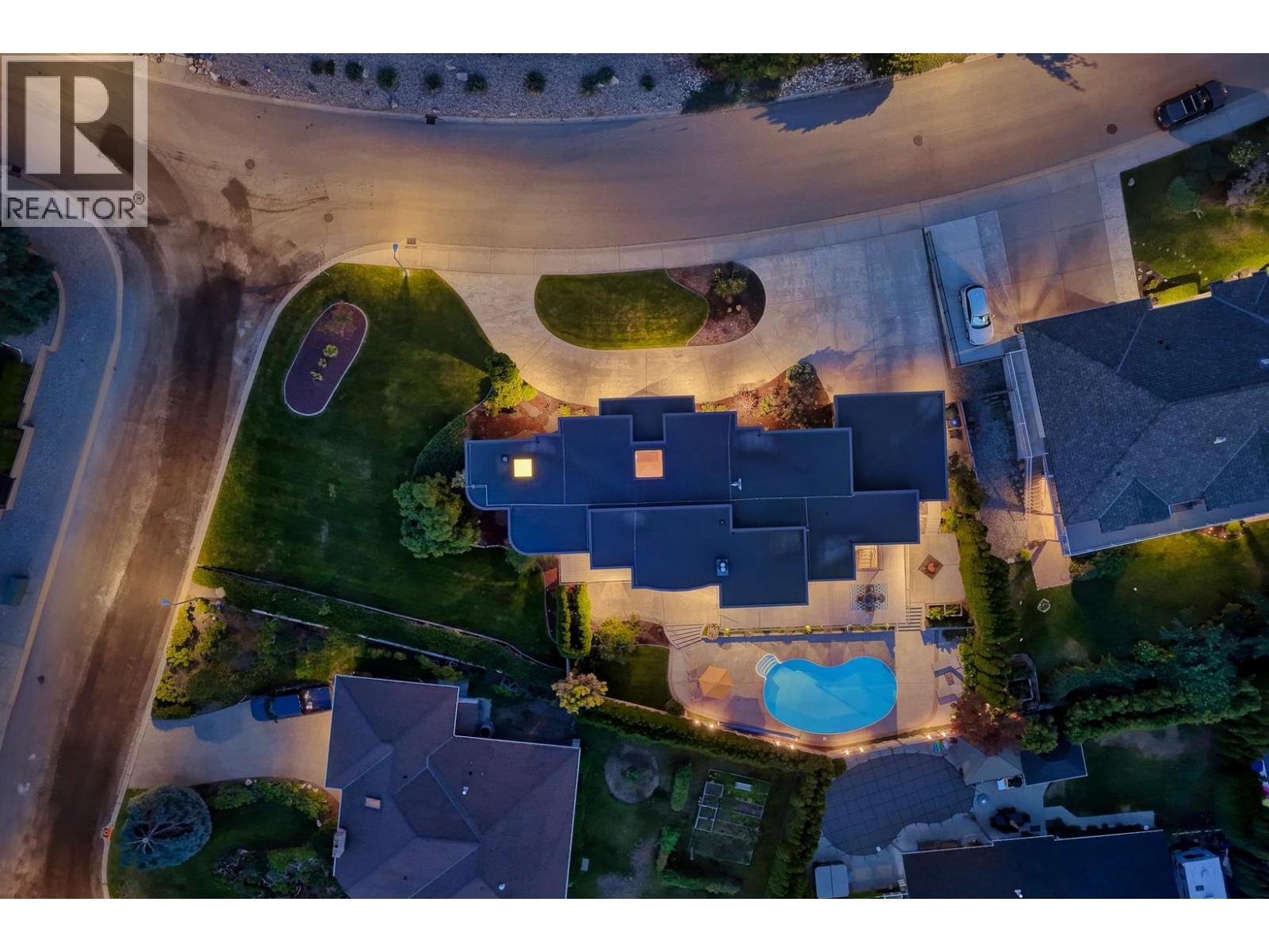 344 Raven Drive. Kelowna, British Columbia