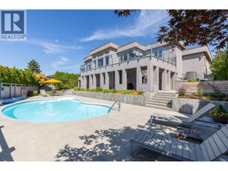 344 Raven Drive. Kelowna, British Columbia