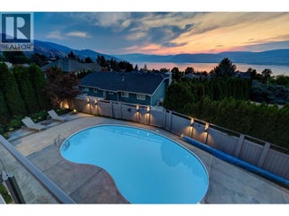344 Raven Drive. Kelowna, British Columbia