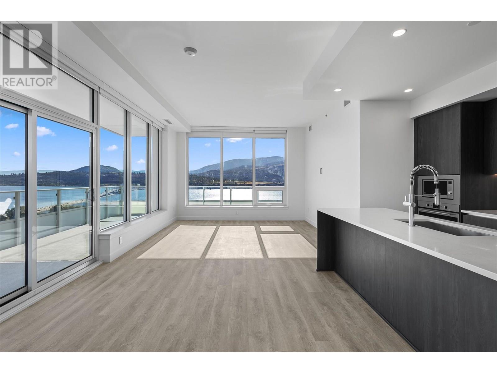 238 Leon Avenue Unit# 2207. Kelowna, British Columbia