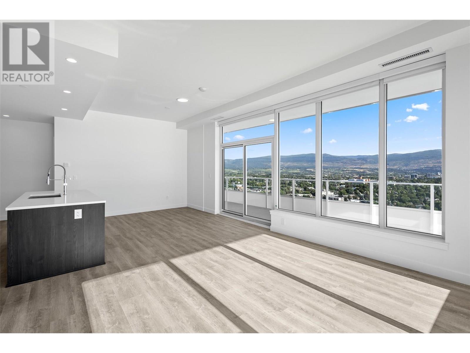 238 Leon Avenue Unit# 2207. Kelowna, British Columbia