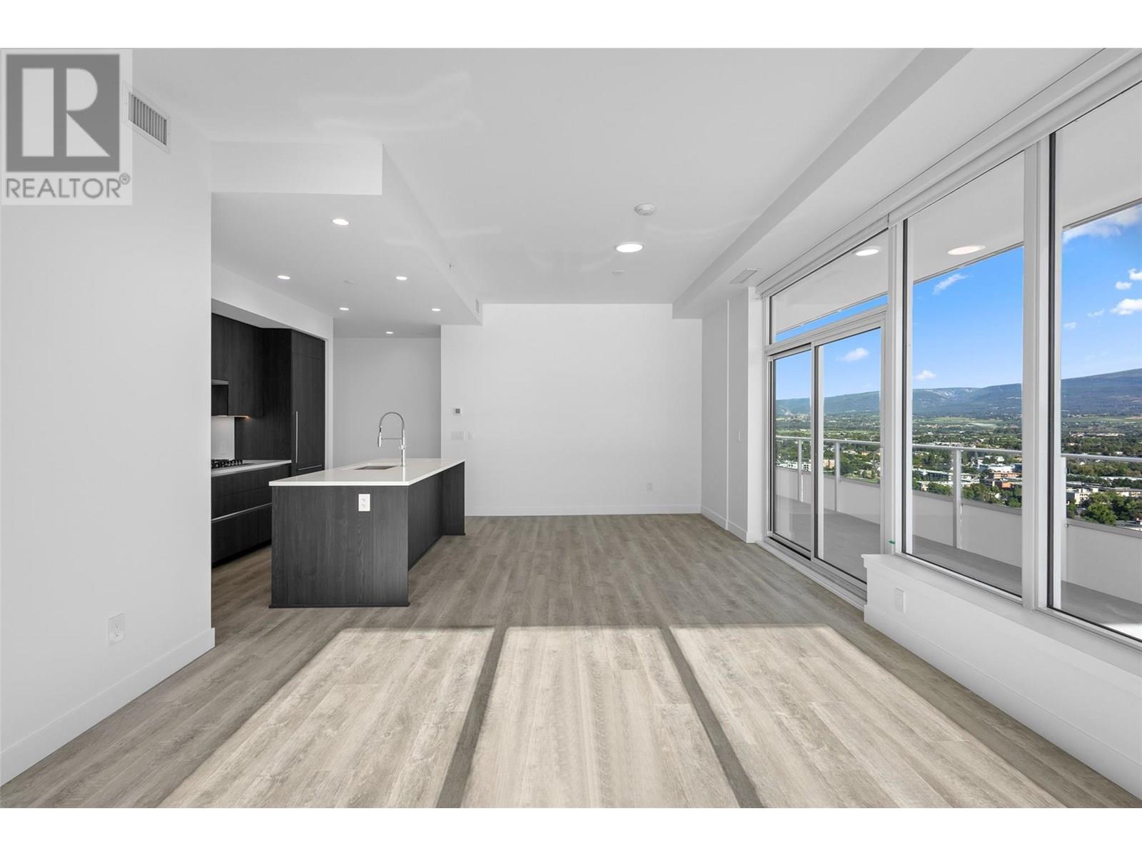 238 Leon Avenue Unit# 2207. Kelowna, British Columbia