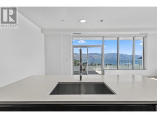 238 Leon Avenue Unit# 2207. Kelowna, British Columbia