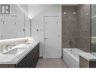 238 Leon Avenue Unit# 2207. Kelowna, British Columbia