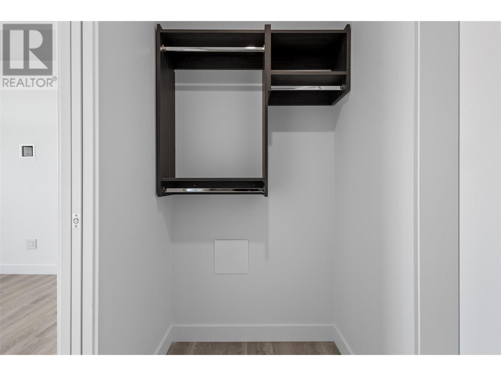 238 Leon Avenue Unit# 2207. Kelowna, British Columbia