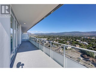 238 Leon Avenue Unit# 2207. Kelowna, British Columbia
