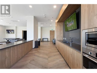 238 Leon Avenue Unit# 2207. Kelowna, British Columbia