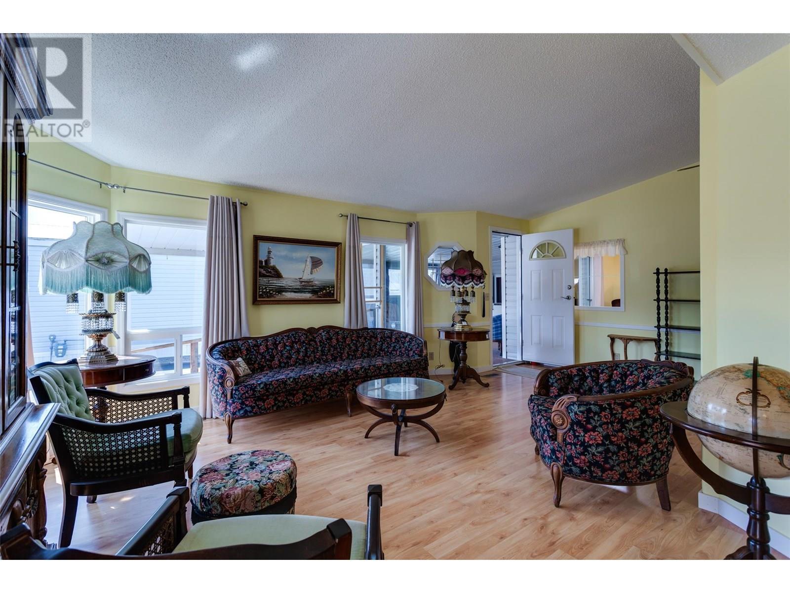 720 Commonwealth Road Unit# 191. Kelowna, British Columbia