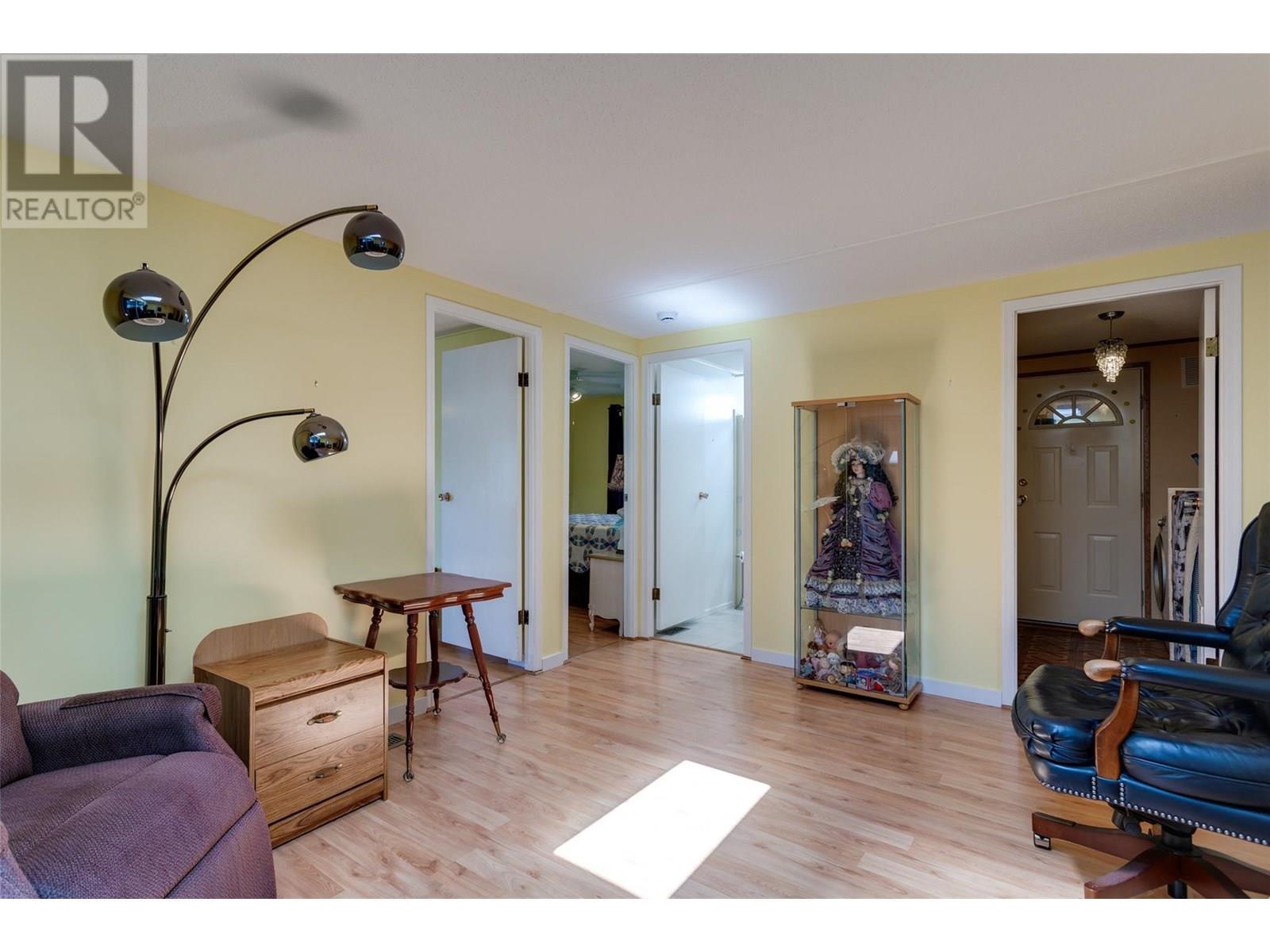 720 Commonwealth Road Unit# 191. Kelowna, British Columbia