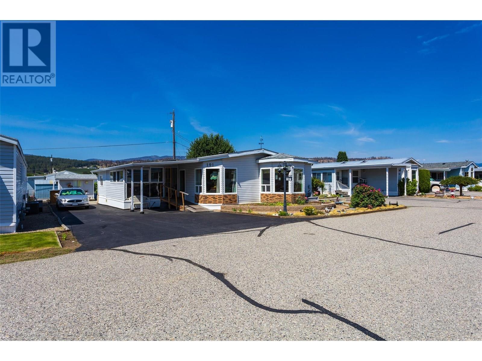 720 Commonwealth Road Unit# 191. Kelowna, British Columbia