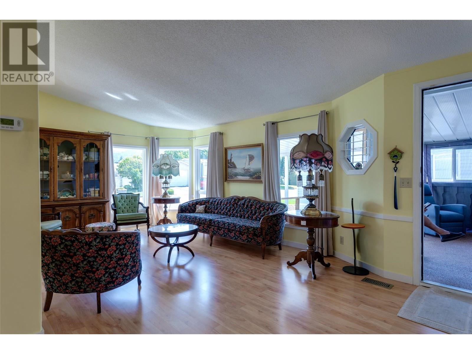 720 Commonwealth Road Unit# 191. Kelowna, British Columbia