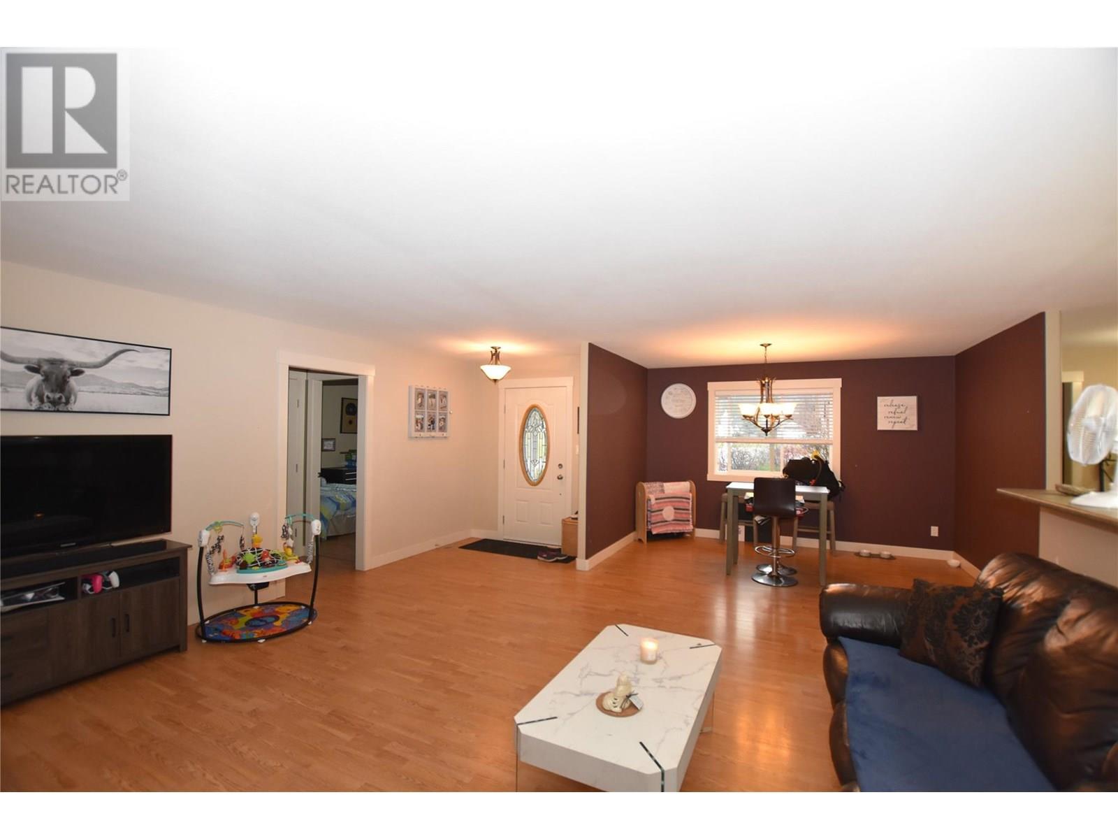 458 Ibis Avenue. Vernon, British Columbia