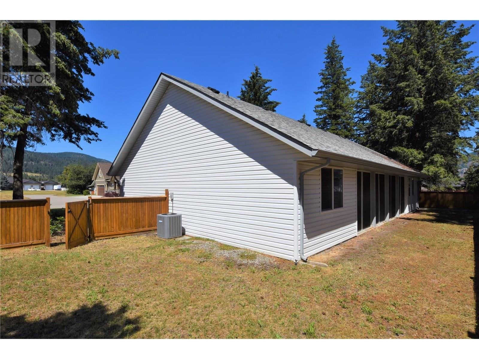 458 Ibis Avenue. Vernon, British Columbia