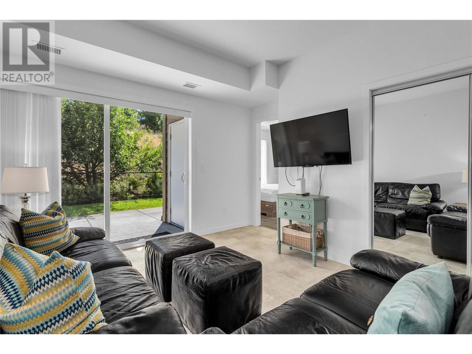 935 Academy Way Unit# 123. Kelowna, British Columbia