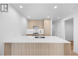 238 Leon Avenue Unit# 1403. Kelowna, British Columbia