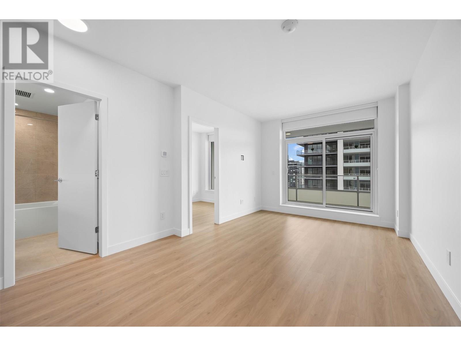 238 Leon Avenue Unit# 1403. Kelowna, British Columbia