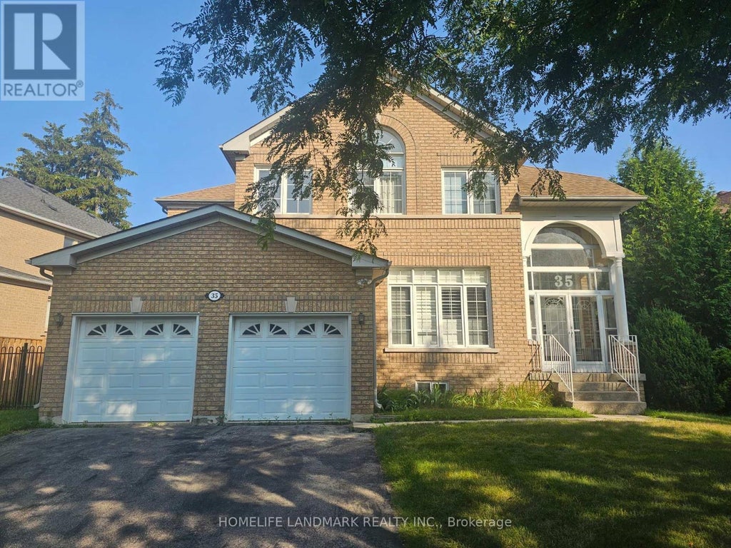 35 Forester Crescent, Markham (cachet)