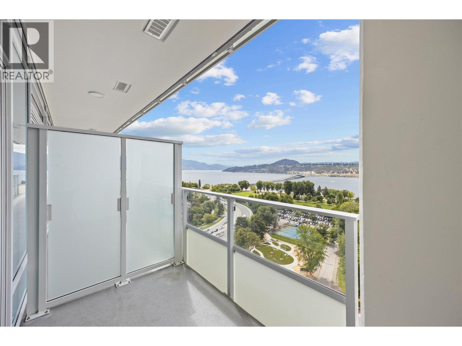 238 Leon Avenue Unit# 1808. Kelowna, British Columbia