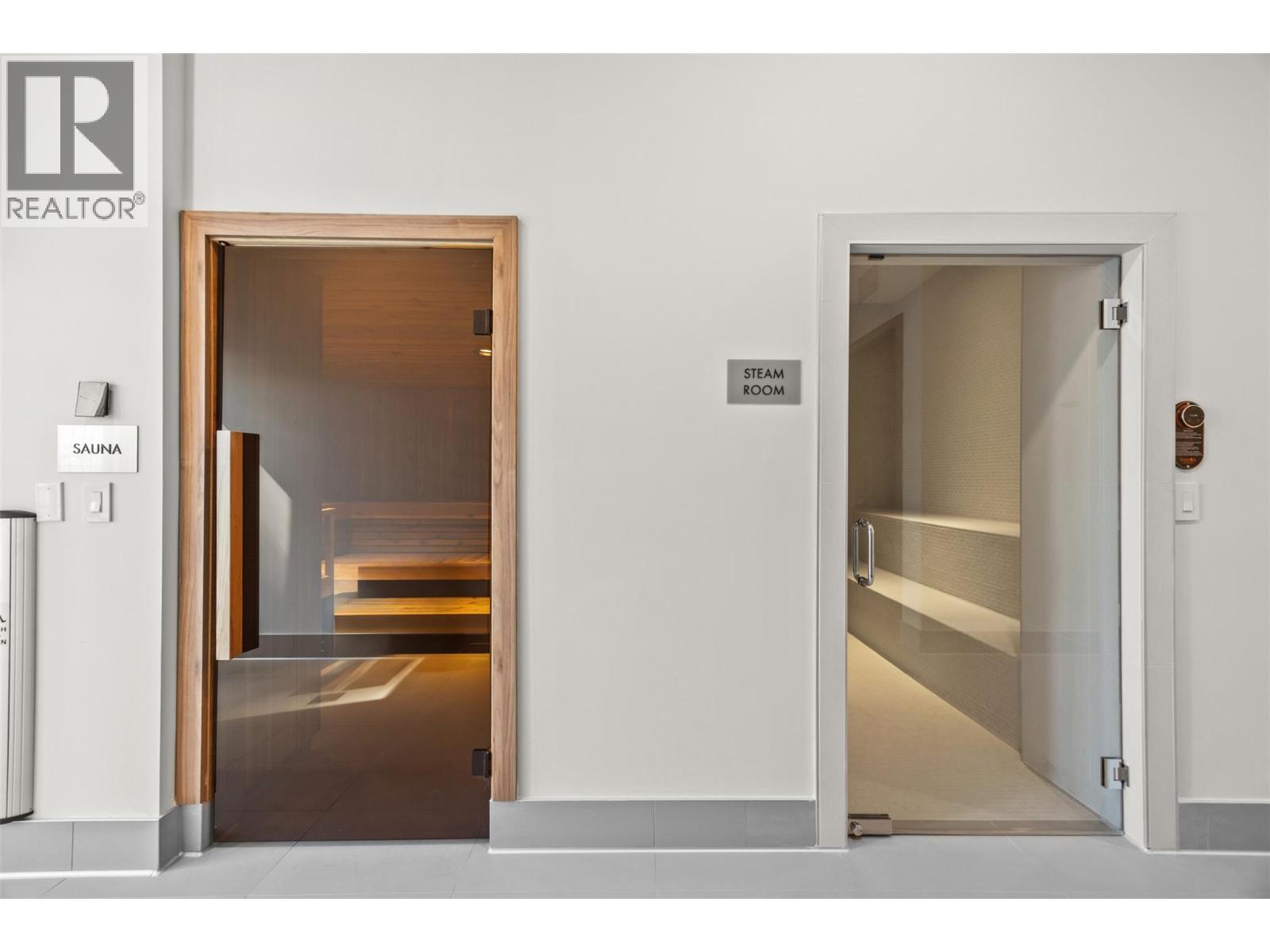 238 Leon Avenue Unit# 1808. Kelowna, British Columbia