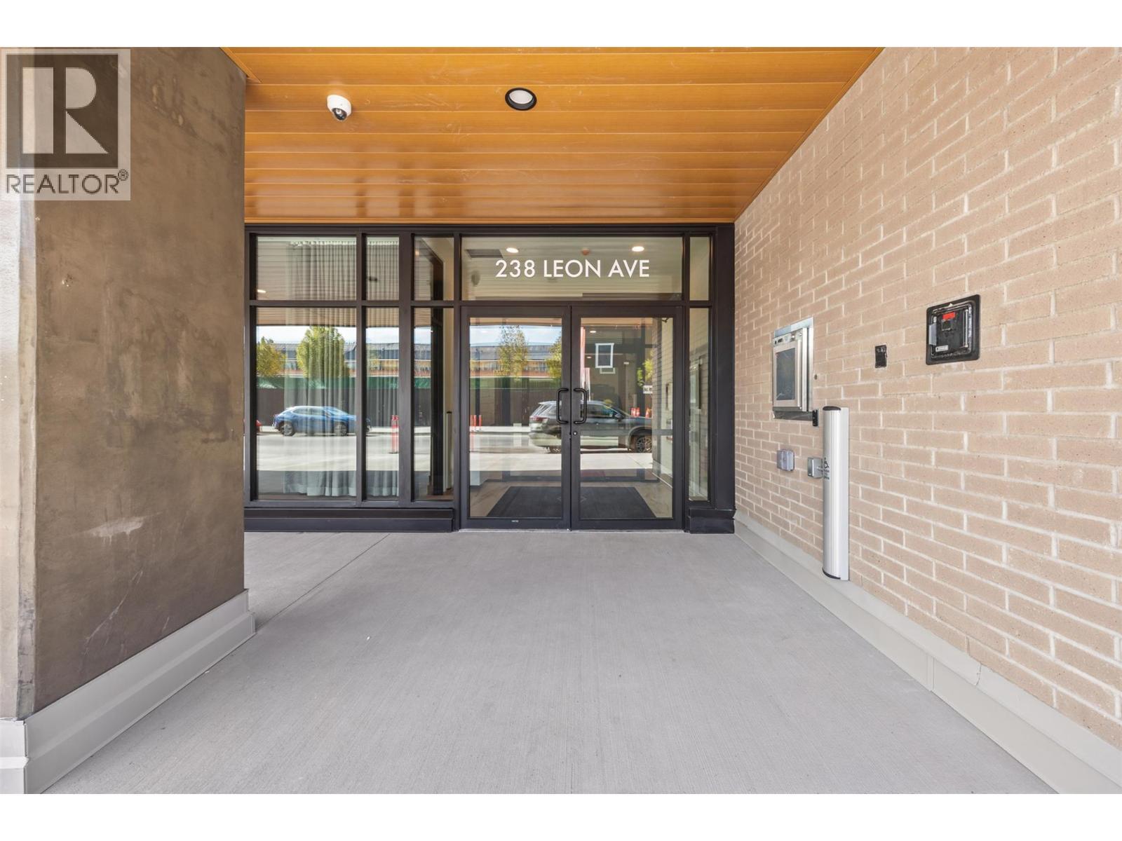 238 Leon Avenue Unit# 1808. Kelowna, British Columbia
