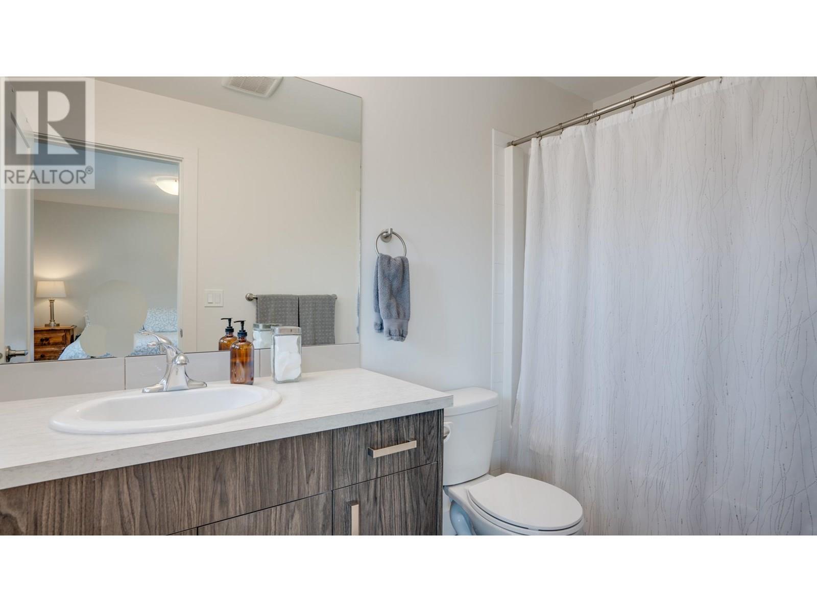 933 Mt Robson Place Unit# 3. Vernon, British Columbia