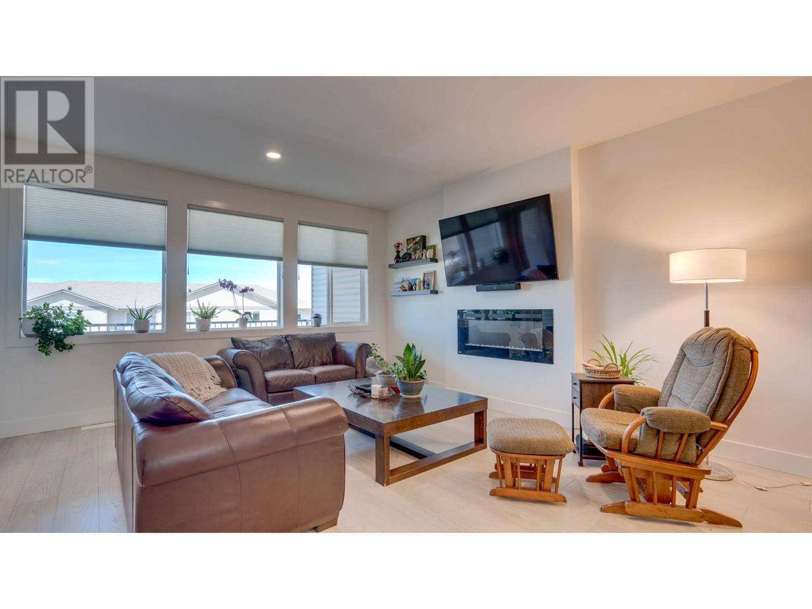 933 Mt Robson Place Unit# 3. Vernon, British Columbia