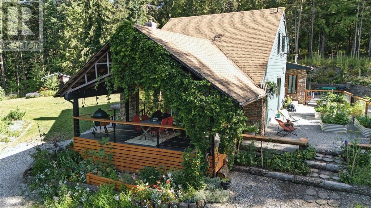 8280 Rogers Road. Vernon, British Columbia