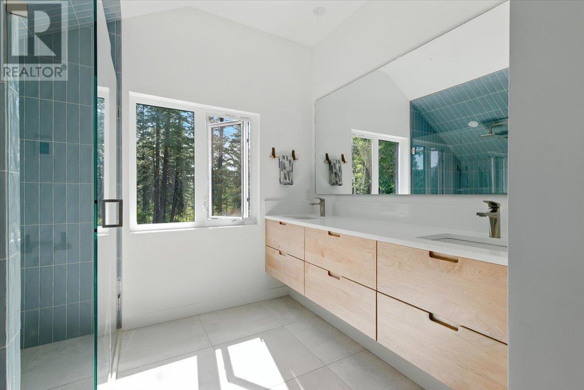 8280 Rogers Road. Vernon, British Columbia