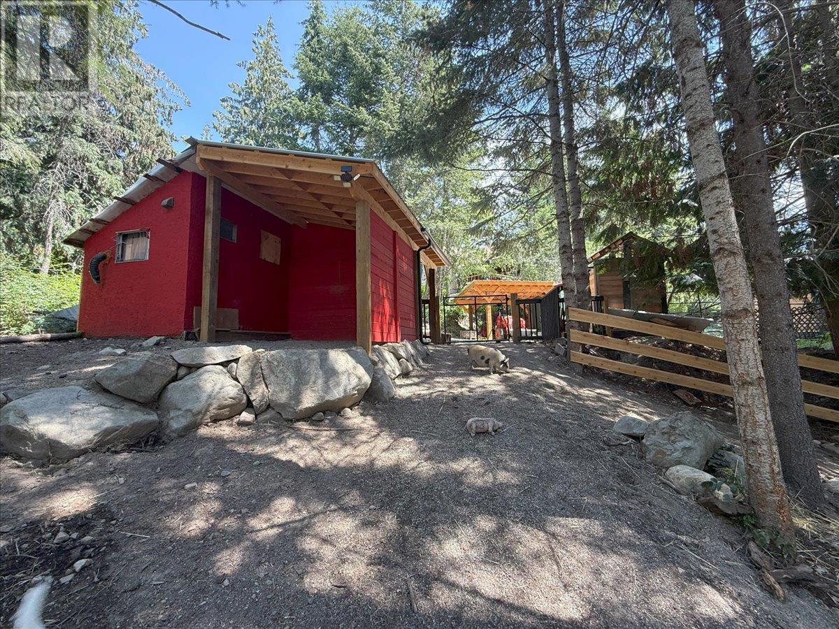 8280 Rogers Road. Vernon, British Columbia