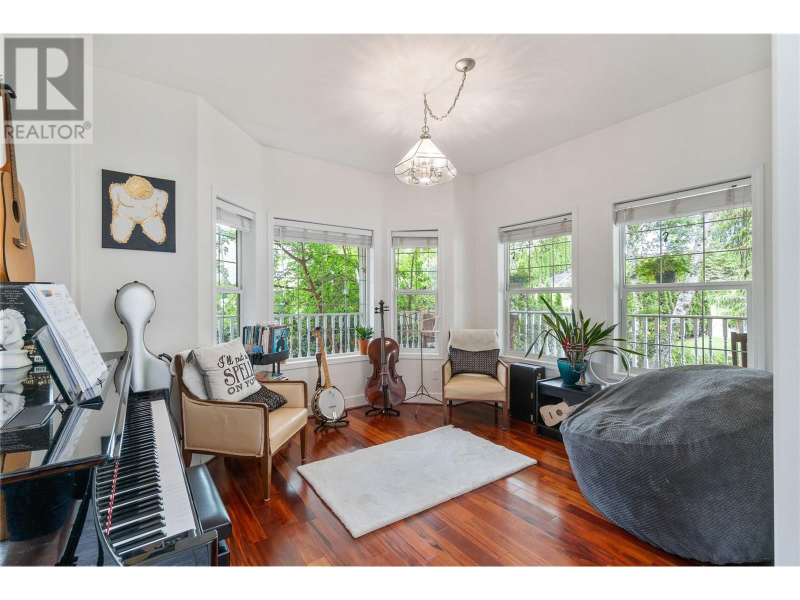 2662 Blind Bay Road. Blind Bay, British Columbia